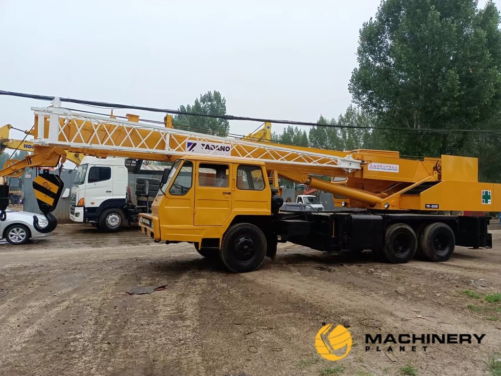 Tadano TR250E Crane Used High Quality TR250E 2018 1 Mobile Cranes image 3