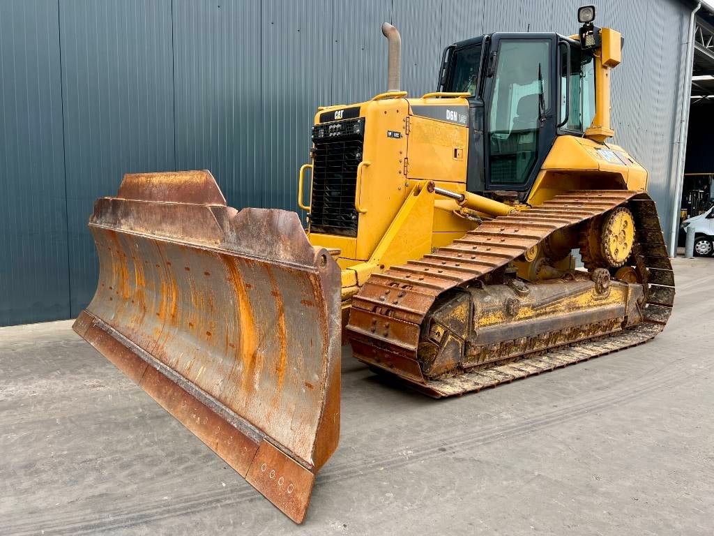 CAT D6N LGP 2011 207636 D6N LGP 2011 1 Dozers