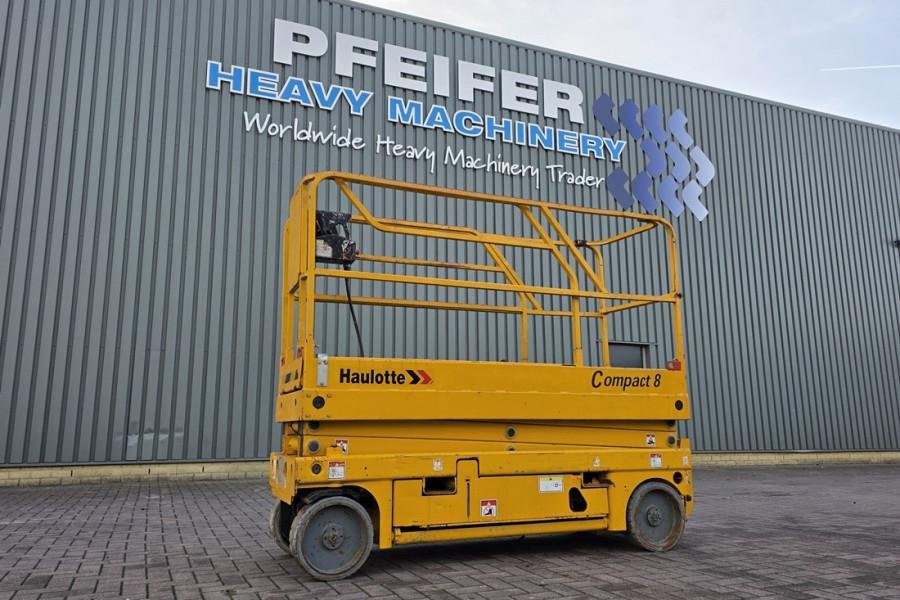 Haulotte Compact 8 As-Is, Electric, 8.2m Working Height, 35 2011 HAULOTTE - Compact 8 - 61874 Compact 8 As-Is, Electric, 8...