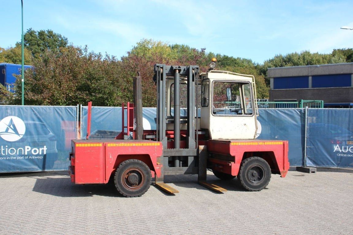 Side loader Kalmar DFQ50/14/40 Diesel 5000kg 4m DFQ50/14/40 1 Side loaders
