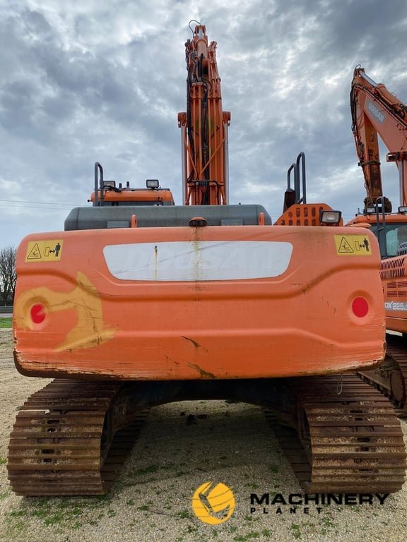 2017 DOOSAN CRAWLER EXCAVATOR DX225 DX225 2017 1 Crawler Excavators image 2