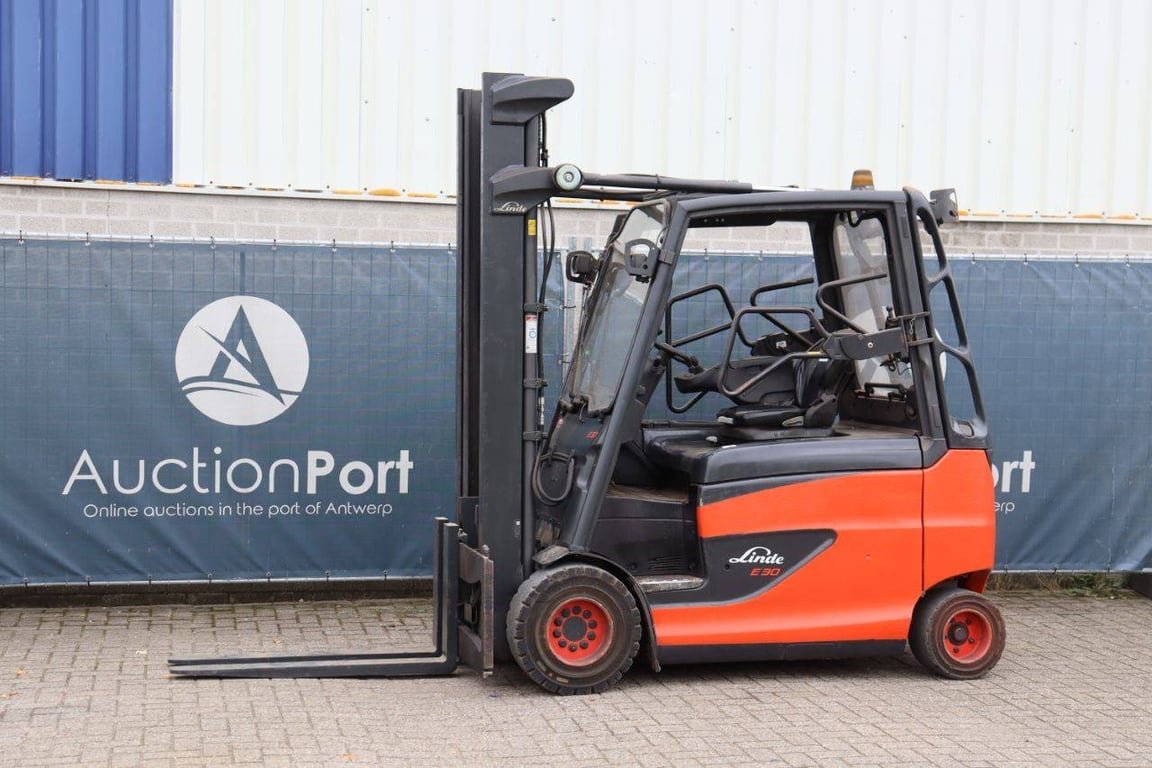 Forklift Linde E30HL-01/600 Electric 3000kg 2017 2017 E30HL-01/600 2017 1 Forklift