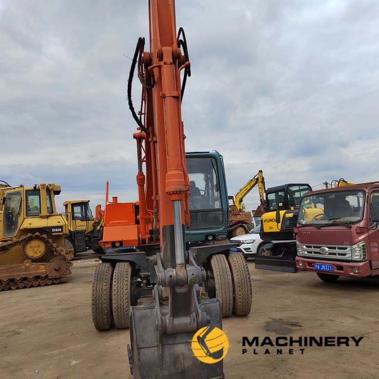 HITACHI Wheel Excavator EX100WD Low Price EX100WD 2019 1 Wheel Loaders image 2