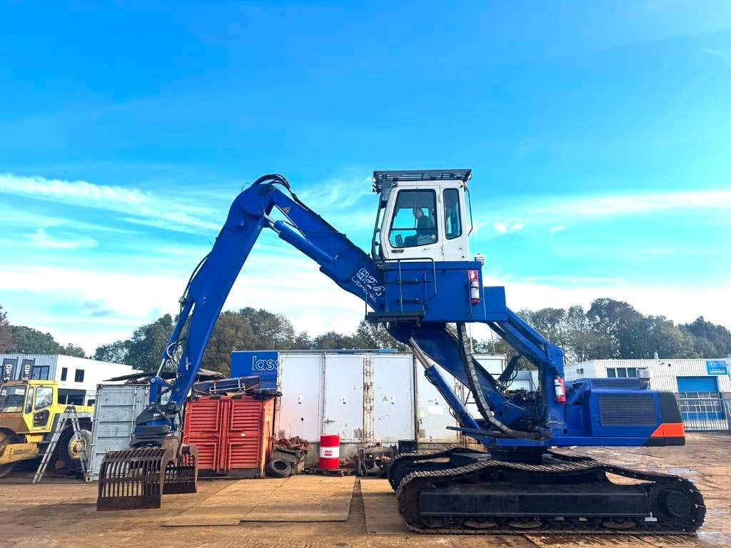 Liebherr R 924 B EW 2004 5423 R 924 B EW 2004 1 Other cranes