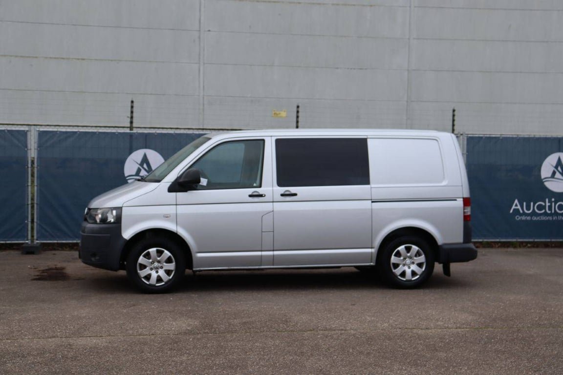 Volkswagen Transporter LPG + Petrol Van 2012 (Margin) 2012 Volkswagen Transporter T5 2012 1