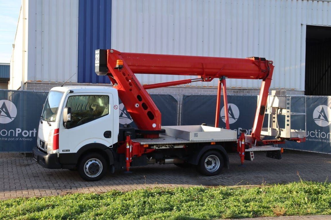 Nissan Cabstar 35.12 Diesel 22m Self-Propelled Aerial Platform Cabstar 35.12 1