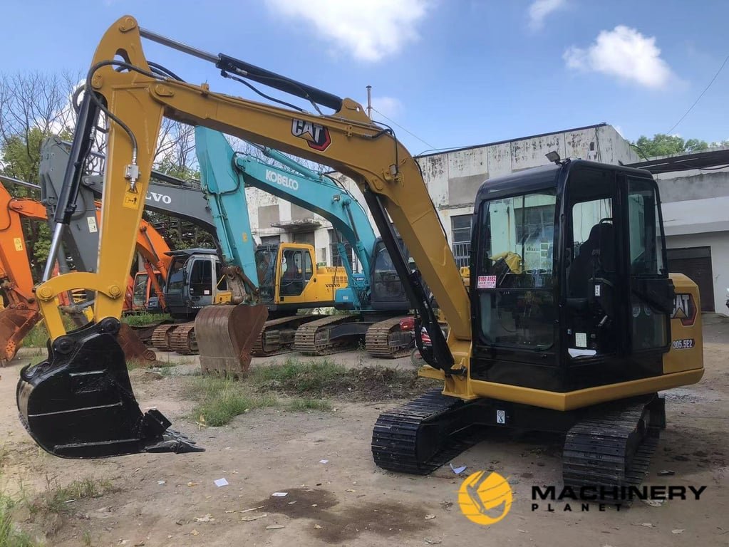 305.5E Mini used Caterpillar Crawler excavator 305.5E Mini Excavator 2022 1 image 2
