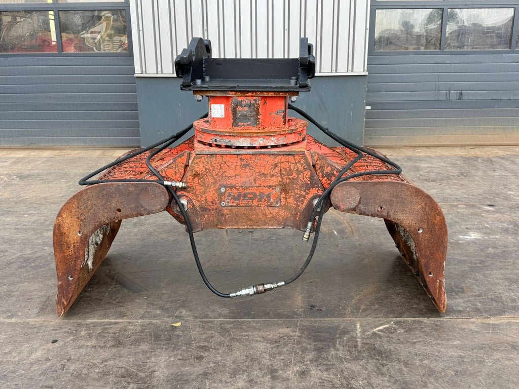 NPK D-2000 CW30 CW40 Sorting Grapple 2003 70001908 D-2000 CW30 CW40 Sorting Grapple 2003 1
