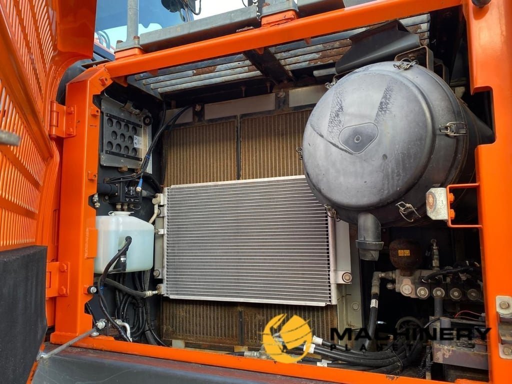 2016 DOOSAN CRAWLER EXCAVATOR DX 300LC-5 DX 300LC-5 2016 1 Crawler Excavators image 2