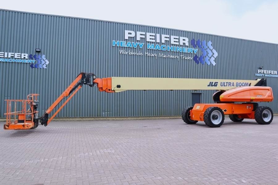 JLG 1350SJP Diesel, 4x4 Drive And 4-Wheel Steering, 43 2015 JLG - 1350SJP - 90059 1350SJP Diesel, 4x4 Drive And 4-Wheel St...