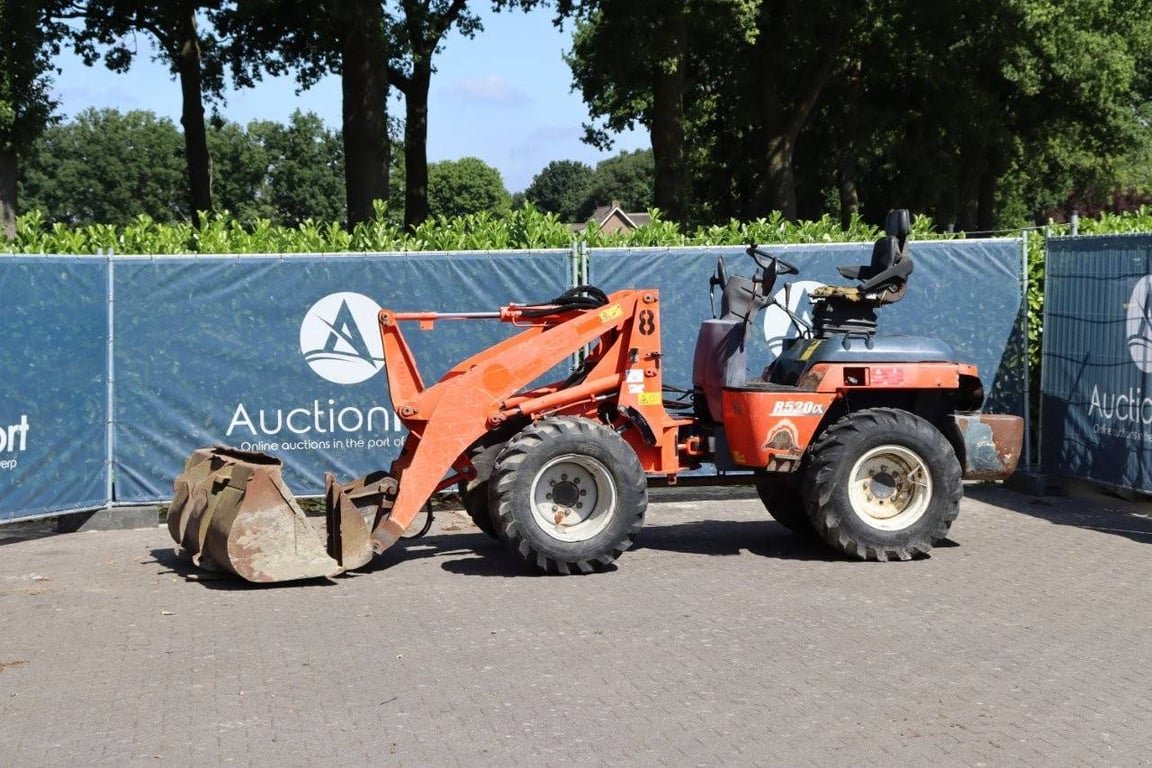 Wheel loader Kubota R520NH Diesel 2011 2011 R520NH 2011 1