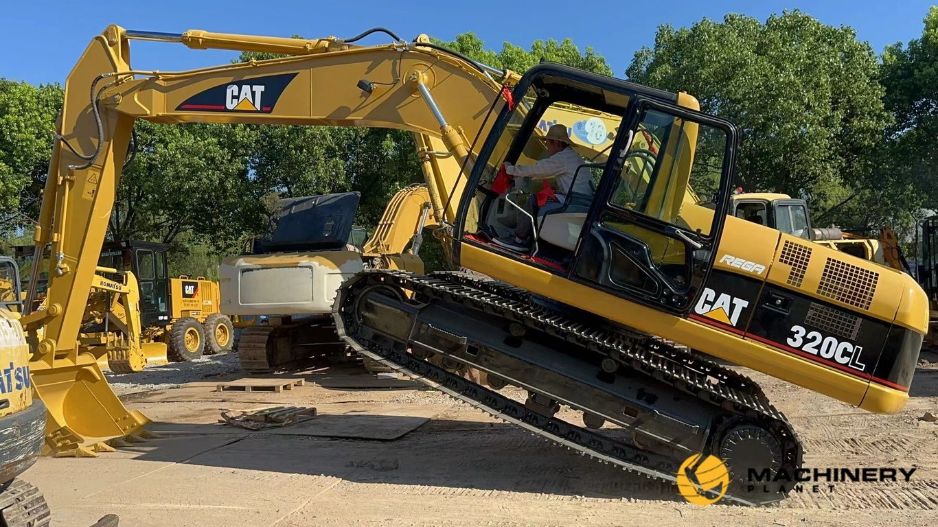 320CL Caterpillar Used Crawler Excavator LOW PRICE 320CL 2019 1 Crawler Excavators image 3