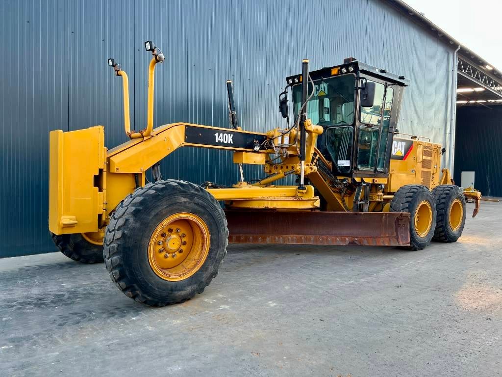 CAT 140K 2018 205458 140K 2018 1 Motor graders