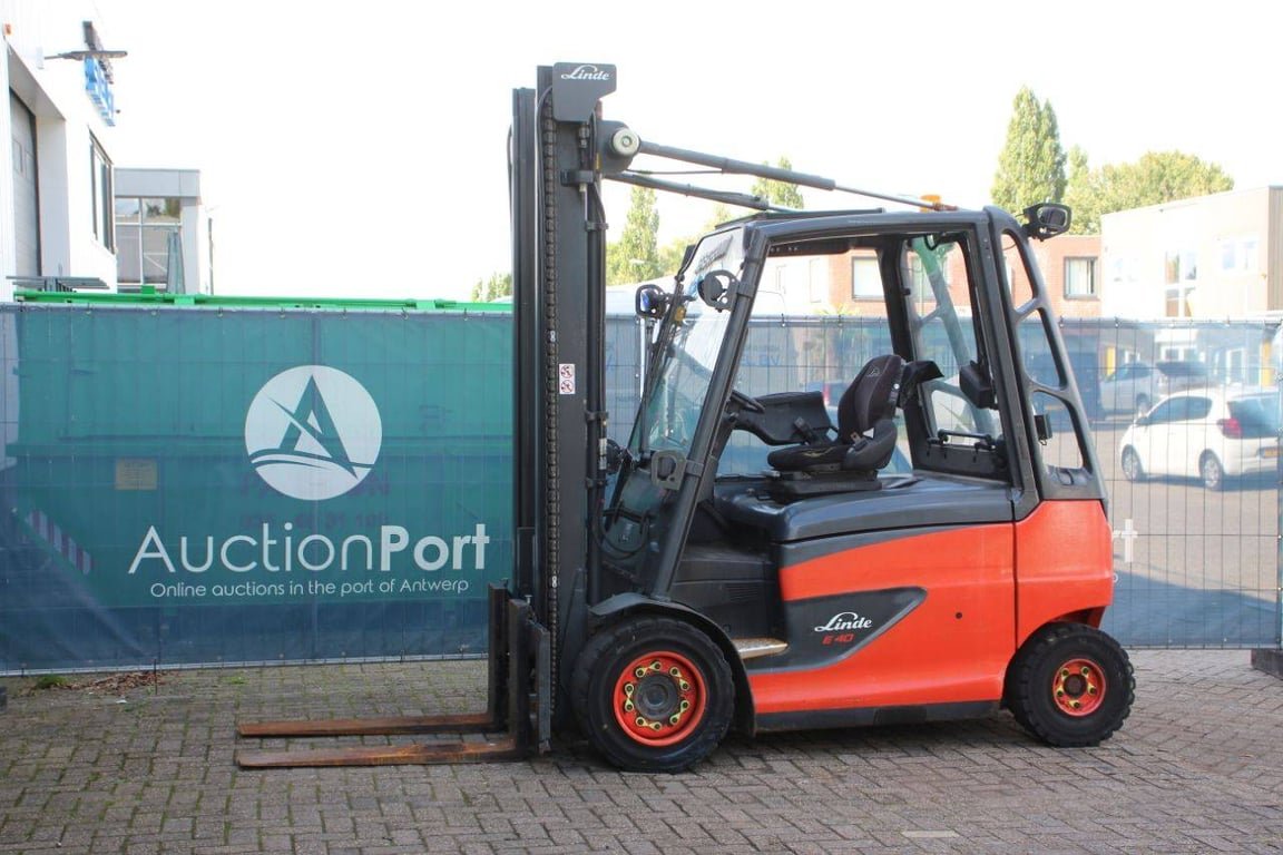 Forklift Linde E40H-01/600 Electric 4000kg 4.2m 2016 2016 E40H-01/600 2016 1 Forklift