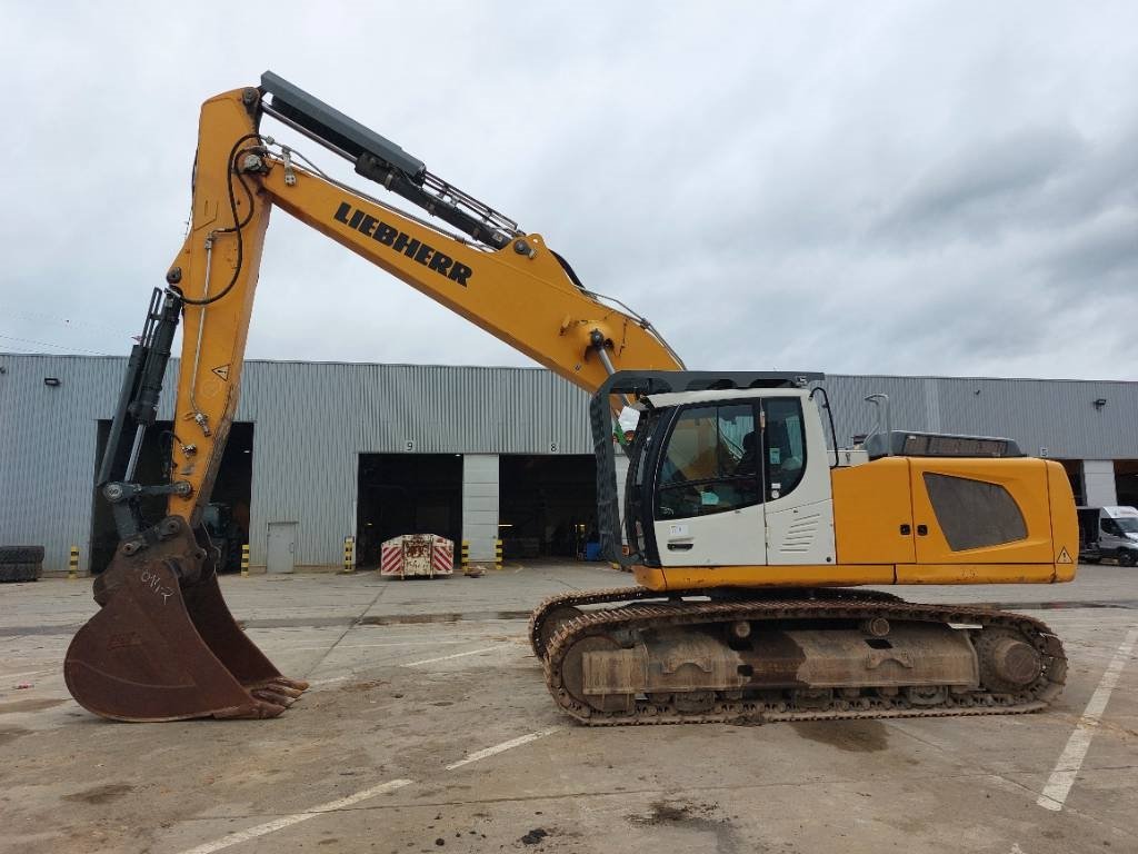 Liebherr R 936 LC 2019 ATR-2098 R 936 LC 2019 1 Crawler Excavators