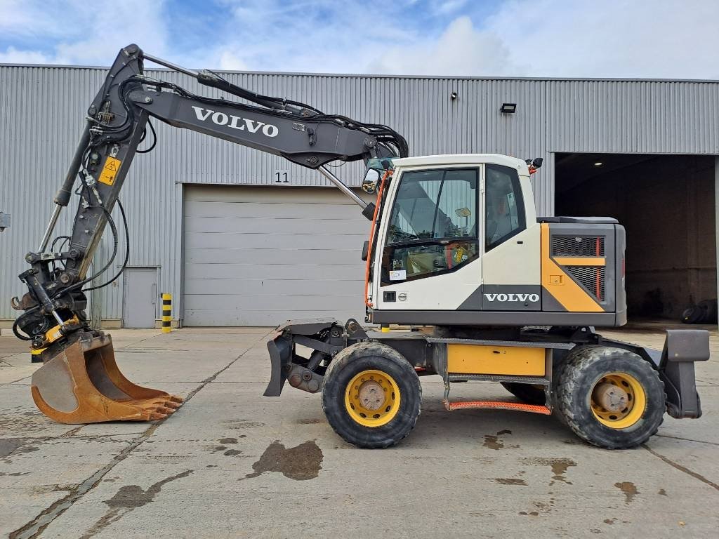 Volvo EWR150E+Engcon Rototilt 2018 ATR-2147 EWR150E+Engcon Rototilt 2018 1 Wheeled Excavators