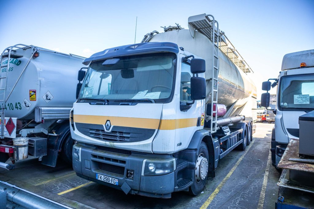 RENAULT PREMIUM 320 DXI+CITERNE ALIMENTAIRE ( engine problem) 2007 E59175 Renault PREMIUM 320 DXI+CITERNE ALIMENTAIRE ( en...