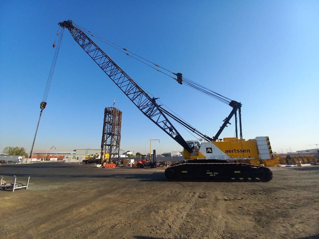 Hitachi Sumitomo SCX1500-2 (Abu Dhabi) 2011 ETR-1220 Sumitomo SCX1500-2 (Abu Dhabi) 2011 1 Crawler Cranes