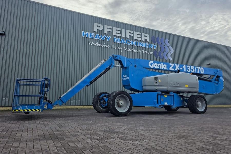 Genie ZX135/70 Diesel, 4x4x4 Drive, 43m Lifting Height, 2013 GENIE - ZX135/70 - 90346 ZX135/70 Diesel, 4x4x4 Drive, 43m Li...