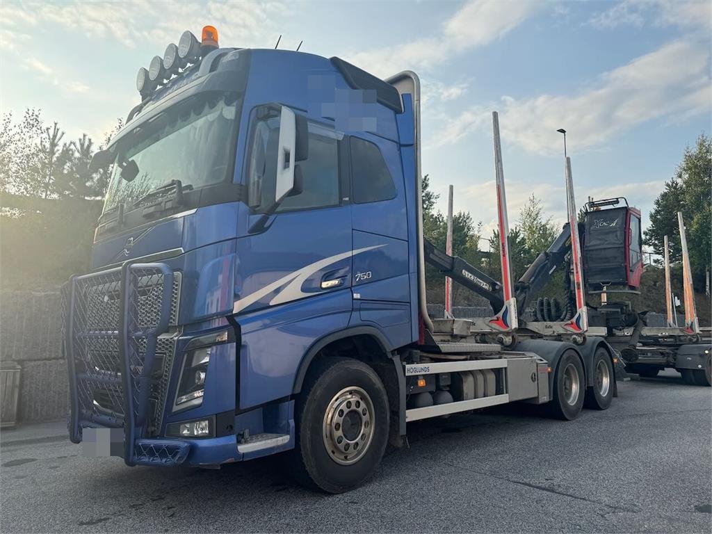 Volvo Fh750 6x4 Log Truck w/ 2019 Epsilon M12L Crane 2018 21284 Fh750 6x4 Log Truck w/ 2019 Epsilon M12L Crane 2018 1