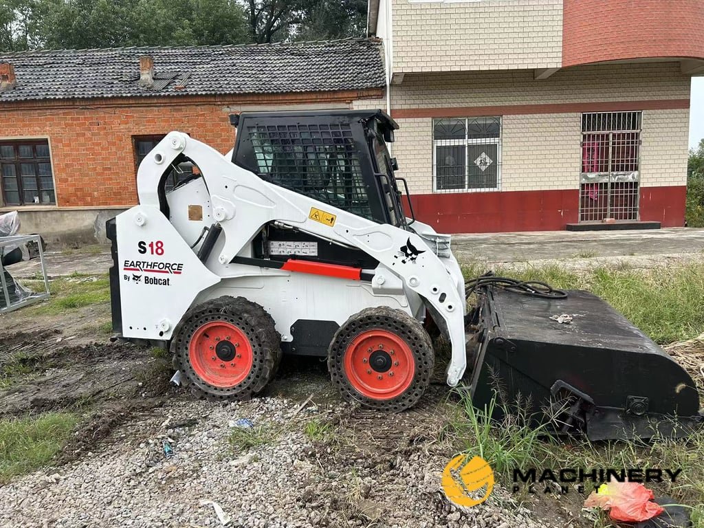 Bobcat S18 Skid Steer Loader Good Quality S18 2019 1 image 5
