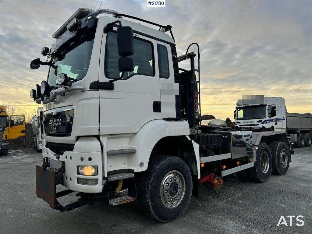 MAN TGS 28.480 6x4 – Hook lift truck with snow plow se 2008 21780 TGS 28.480 6x4 – Hook lift with snow plow se 2008 1