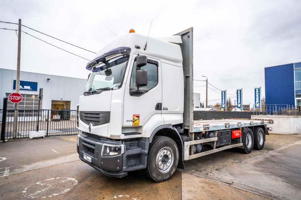 RENAULT LANDER 460 DXI -6X2+10 pneus/tires+INTARDER 2011 E63452 Renault LANDER 460 DXI -6X2+10 pneus/tires+INTARDER 2011 1