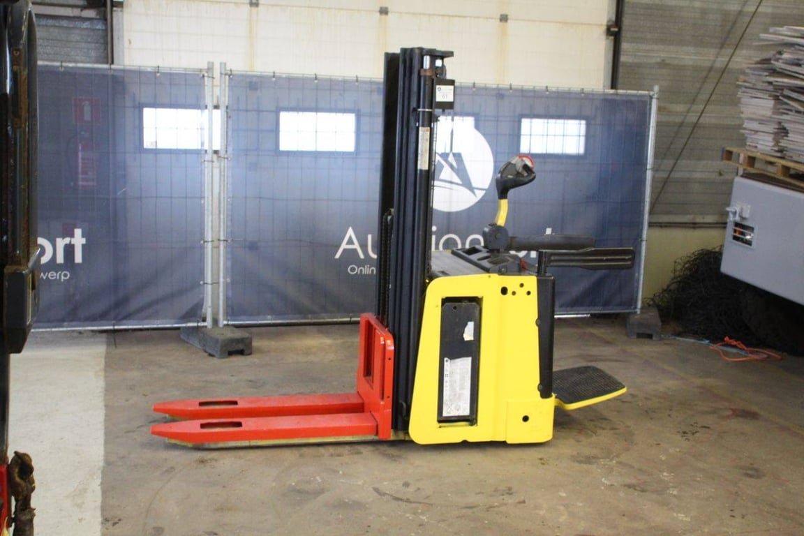 Hyster Electric Stacker 1400kg 4.63m 2017 2017 2017 1
