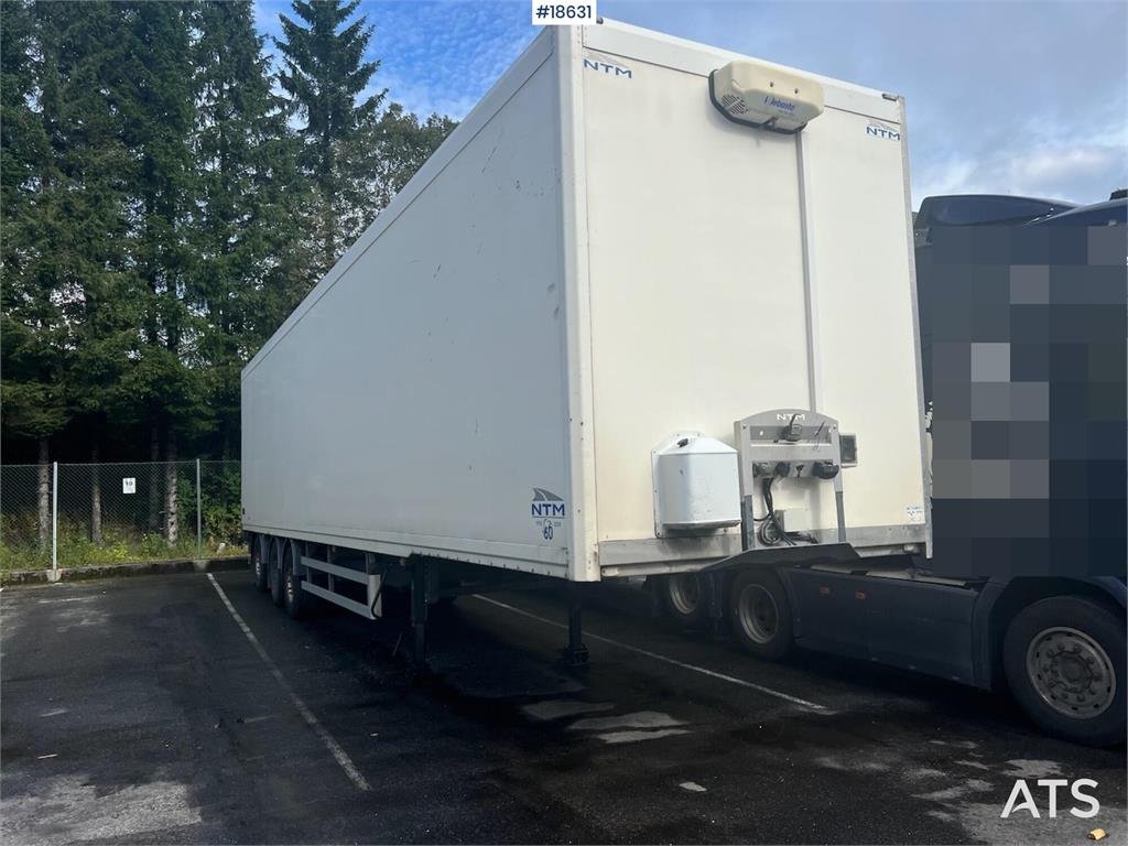 NTM 3 axle semi-trailer w / full side opening 2010 18631 NTM 3 axle semi-trailer w / full side opening 2010 1 Box semi-tra...