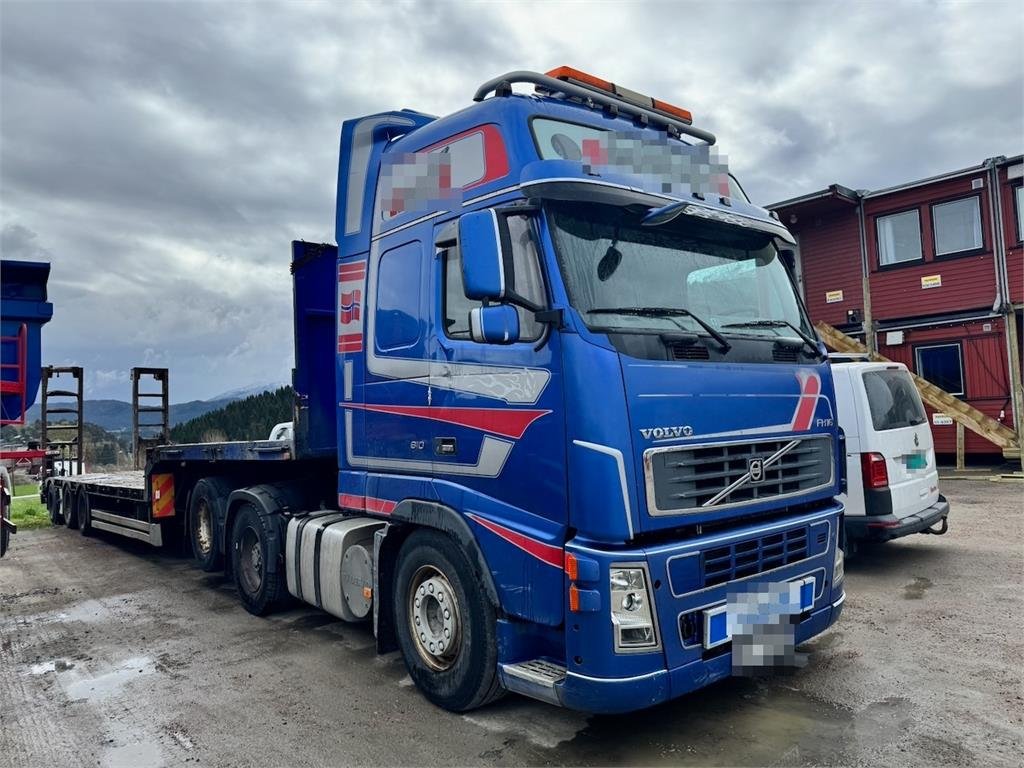 Volvo FH16 6x2 Truck w/tipping hydraulics for tipper sem 2004 20300 FH16 6x2 Truck w/tipping hydraulics for tipper sem 200...