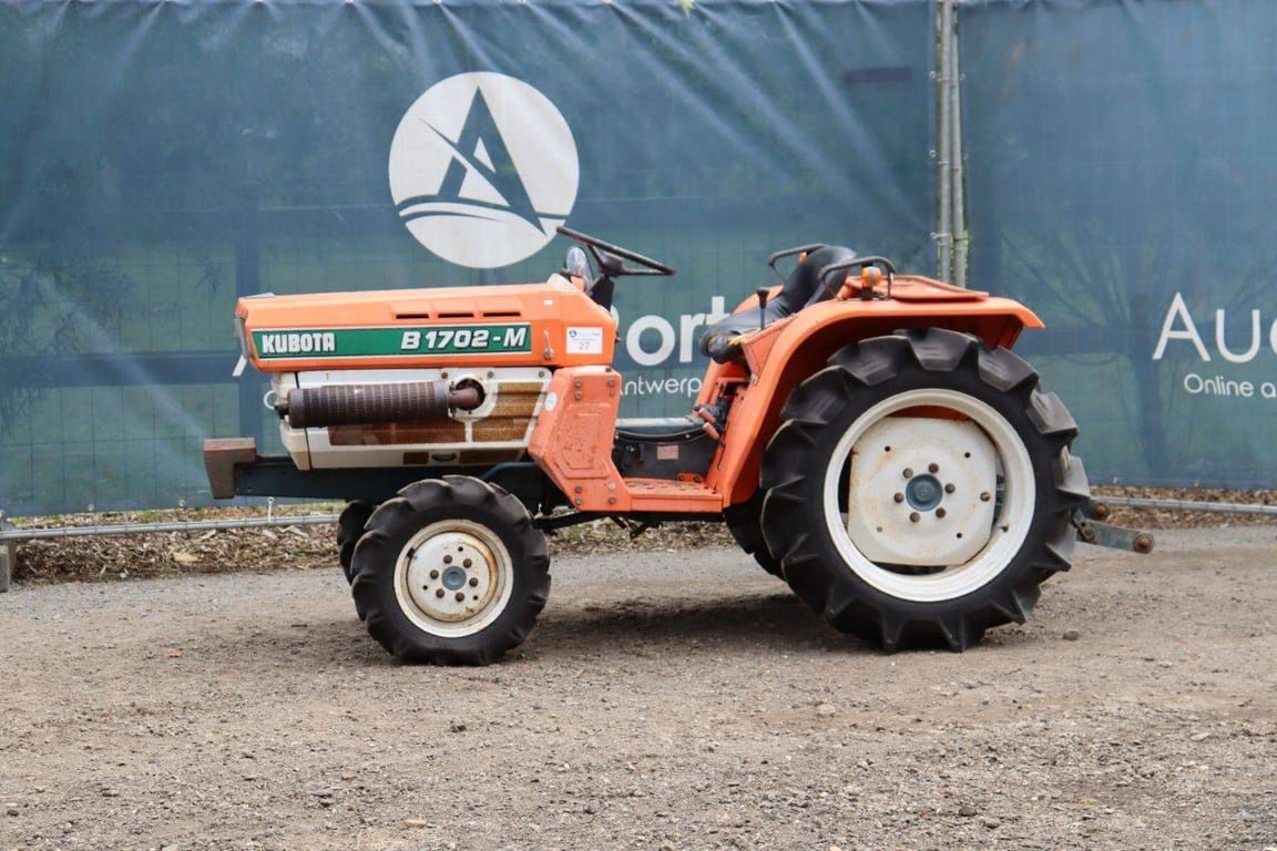 Mini tractor Kubota B1702-M Diesel 17hp B1702-M 1