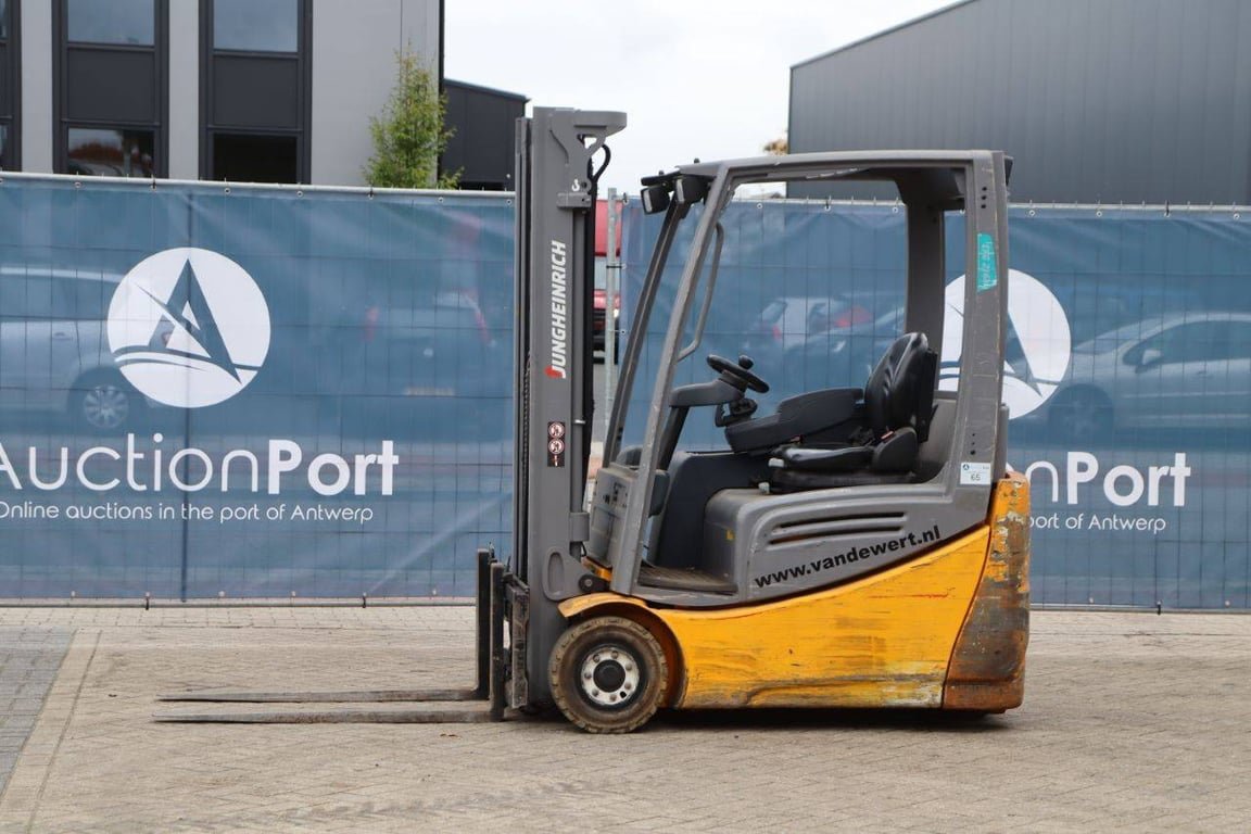 Jungheinrich EFG216k Electric Forklift 1600kg 3.3m 2016 2016 EFG 216k 2016 1 Forklift