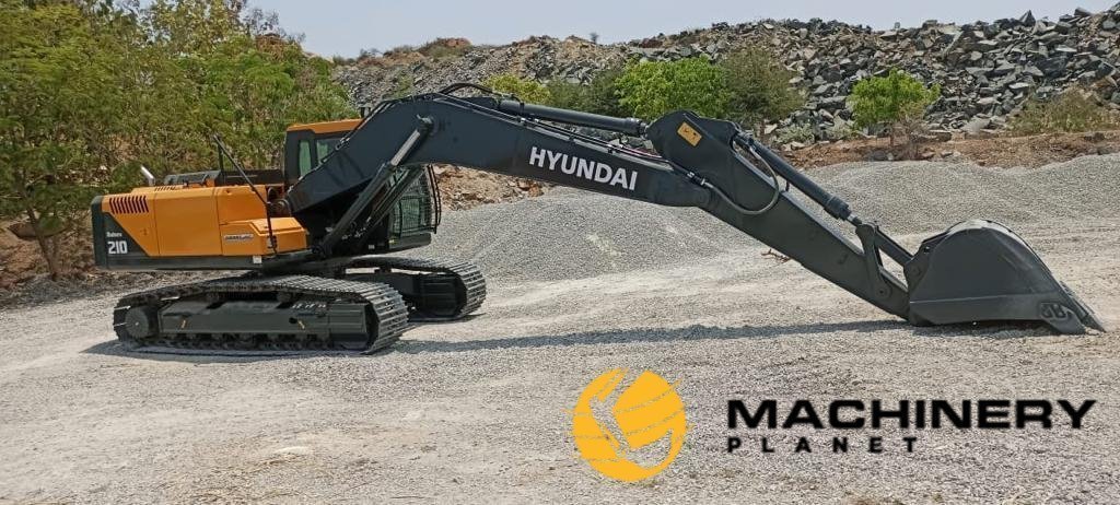 2024 Hyundai R210 Crawler Excavator - New/Unused R210 2024 2 Crawler Excavators