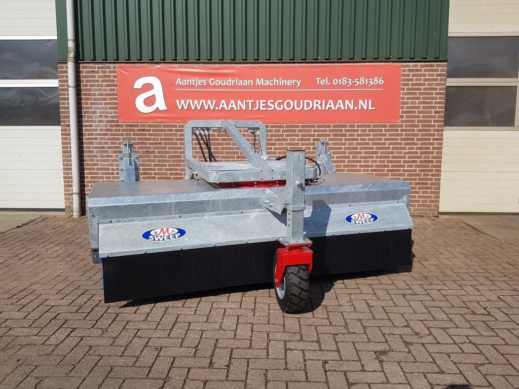 Veegmachine TV 800 front 2025 8064 Veegmachine TV 800 front 2025 0