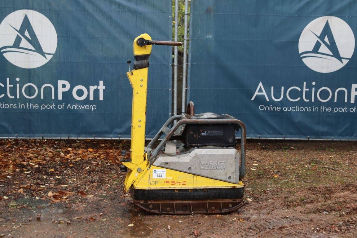 Wacker Neuson DPU5545 Diesel Vibrating Plate Neuson DPU5545 1