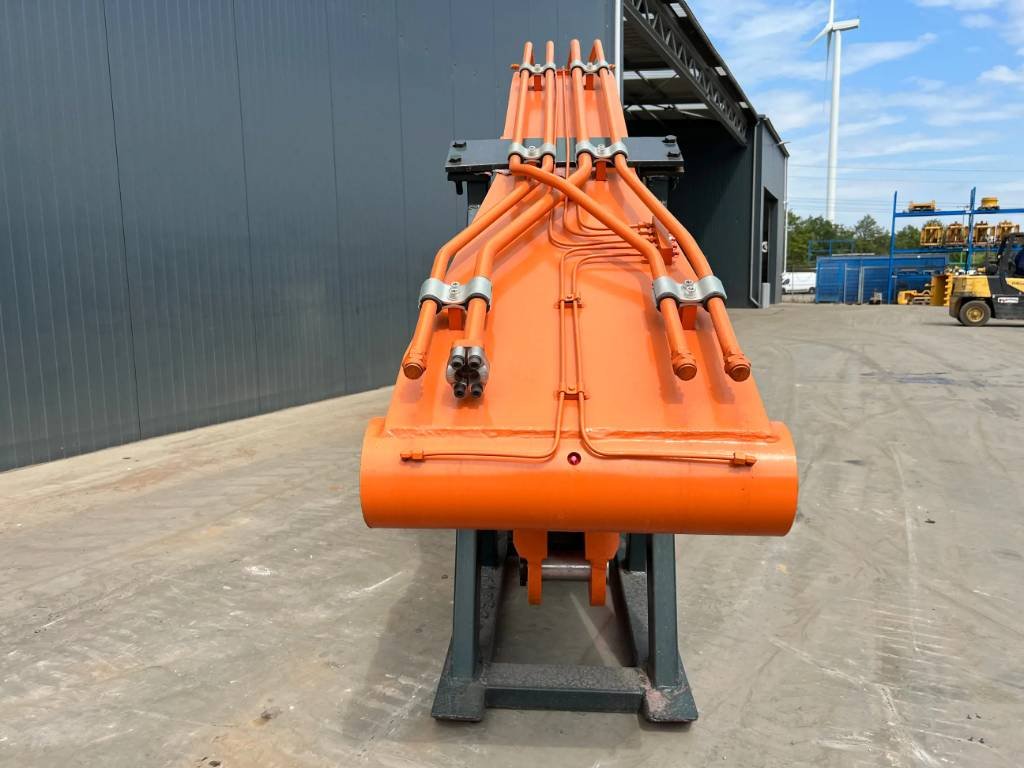 Hitachi ZX210 18m Set Long Reach Equipment 2025 904875 ZX210 18m Set Long Reach Equipment 2025 0