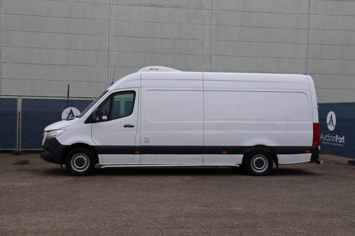 Mercedes-Benz SPRINTER Diesel 2019 Refrigerated Van 2019 SPRINTER 2019 1