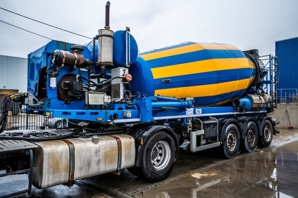 DE BUF BETON MIXER/MISCHER/MALAXEUR-12M3-2020-MOTOR/MOTEUR 2016 E65297 De Buf BETON MIXER/MISCHER/MALAXEUR-12M3-2020-MOTOR...