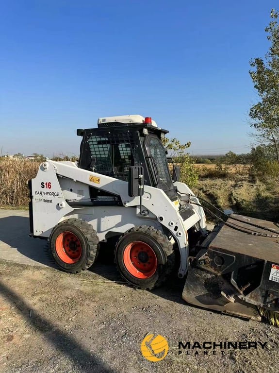 Bobcat S16 Skid Steer Loader Good Quality S16 2020 1 image 2