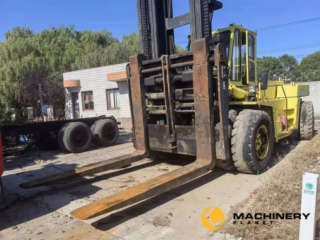 KOMATSU FD320 Forklift 32 Tons Hot sale FD320 2018 1 Forklift image 4