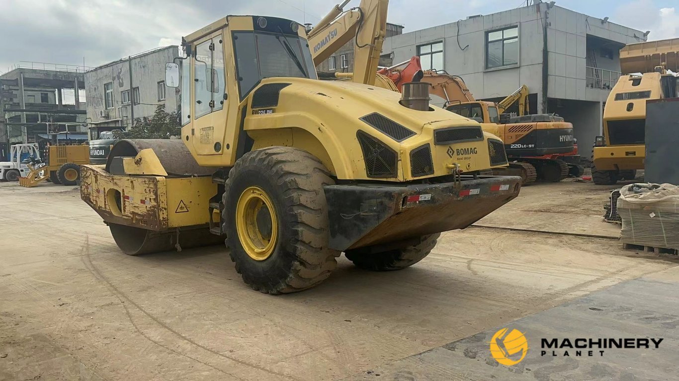 BW226DH Bomag original roller imported from Germany BW226DH 2018 1 image 2
