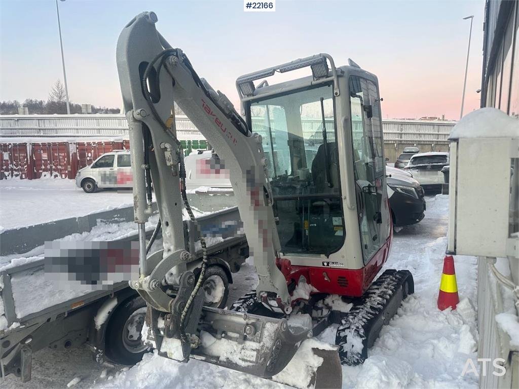 Takeuchi TB216 mini digger w/ 3 buckets. See hours! WATCH V 2013 22166 TB216 mini digger w/ 3 buckets. See hours! WATCH V ...