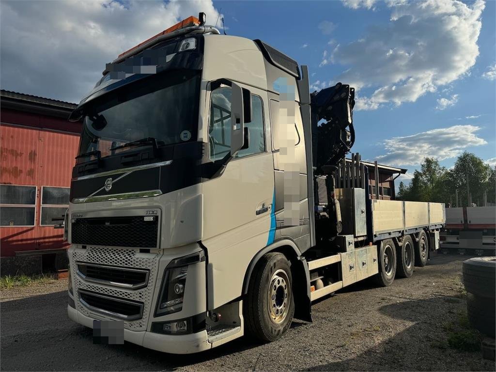 Volvo FH16 Tridem crane truck w/ 43 t/m Fassi crane 2016 20718 FH16 Tridem crane truck w/ 43 t/m Fassi crane 2016 1 Crane ...