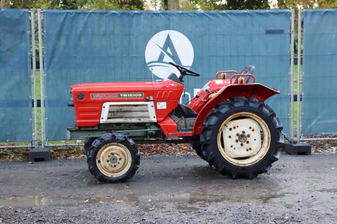 Mini tractor Yanmar YM1610D Diesel 16hp YM1610D 1 Tractor Units