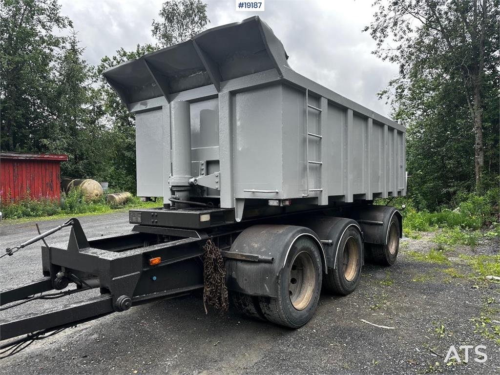 Triolift 3 akslet 1996 19187 Triolift 3 akslet 1996 1 Dump trailers