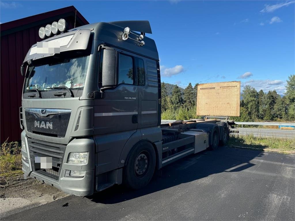 MAN TGX 26.500 Container chassis w/ lift 2019 21375 TGX 26.500 Container chassis w/ lift 2019 1