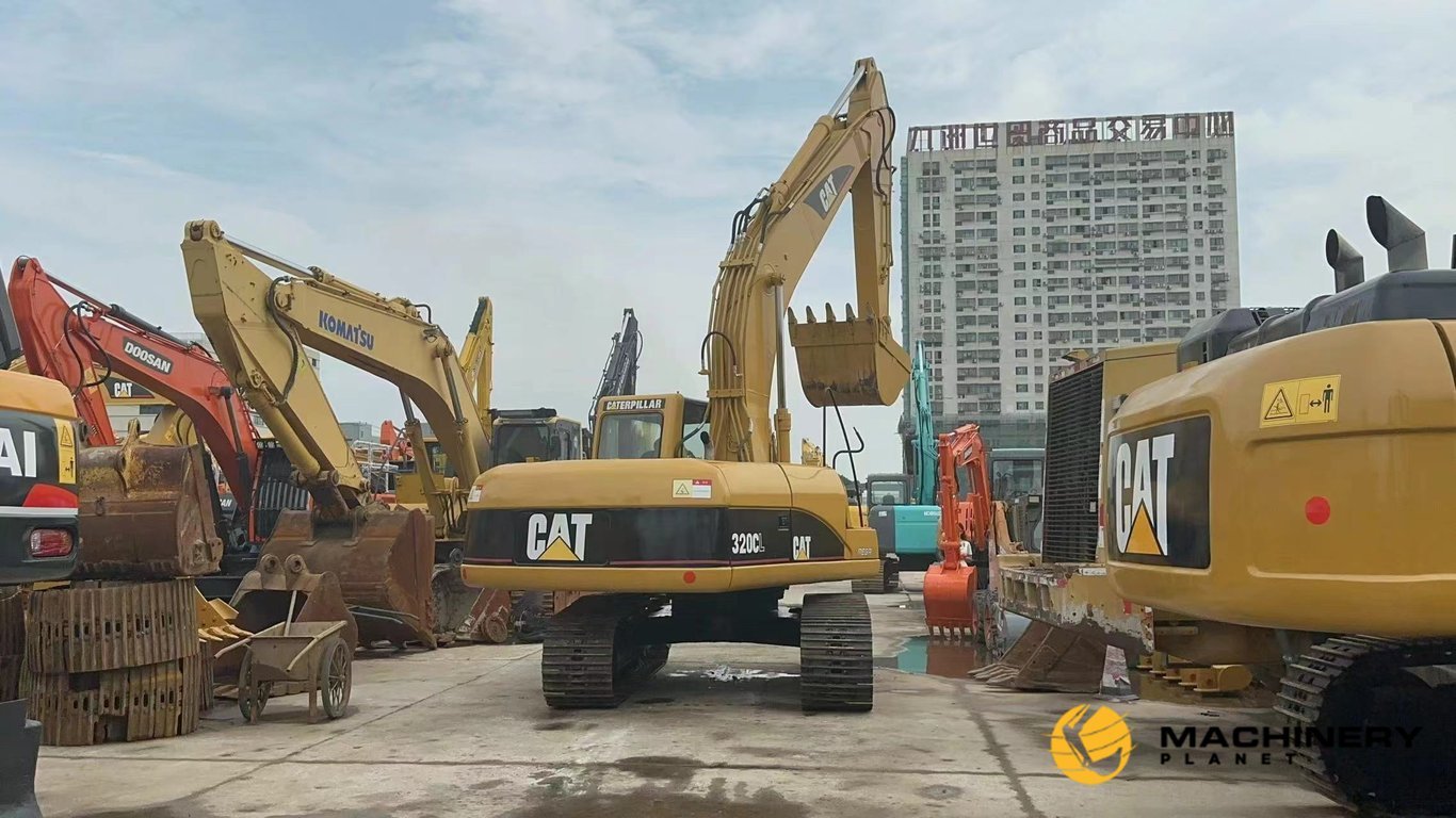 320CL Caterpillar Used Crawler Excavator LOW PRICE 320CL 2018 1 Crawler Excavators image 3