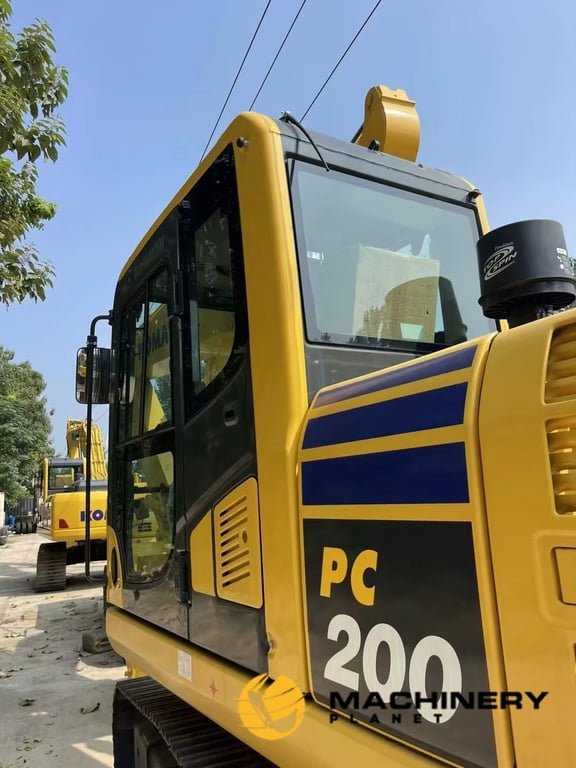 2022 CRAWLER EXCAVATOR KOMATSU PC 200 PC 200 2022 1 Crawler Excavators image 2