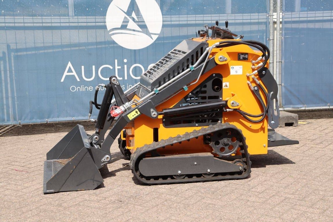 Skid Steer Loader Arteer QB-480 Petrol 24hp 2025 New 2025 ARTEER QB-480 2025 0