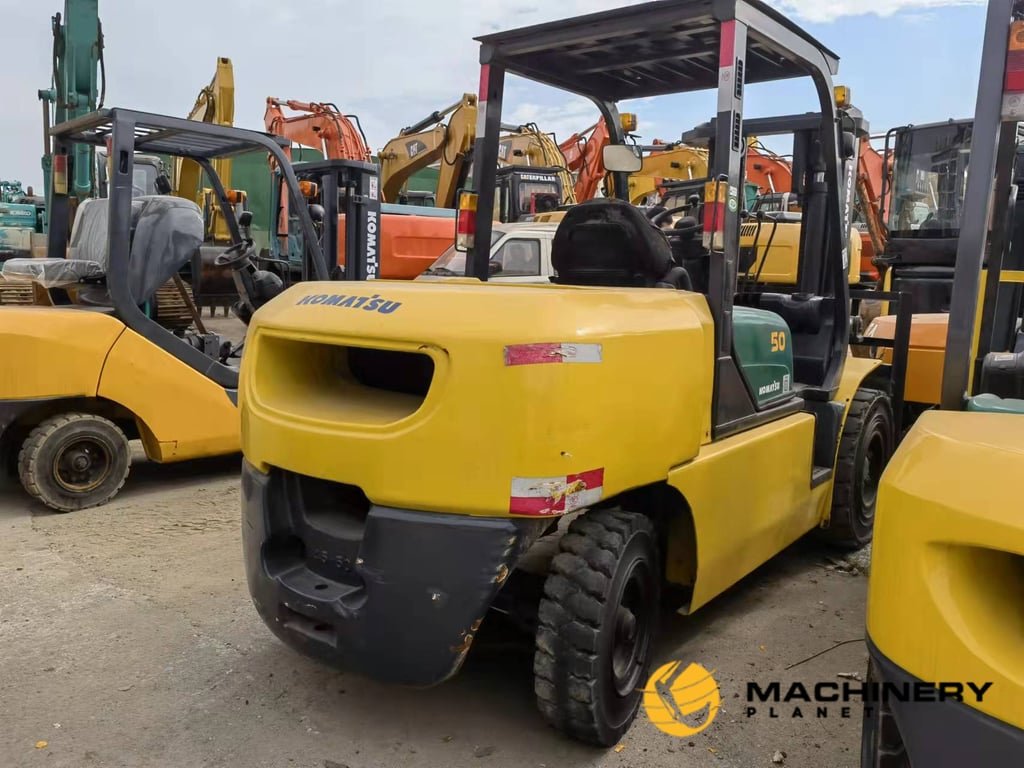 KOMATSU FD50 Forklift 5 Tons Good Quality Hot sale FD50 2020 1 Forklift